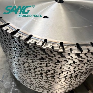 La solution SANG : conçue pour la découpe des briques réfractaires